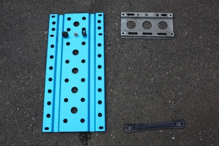 Cusco Power Brace Floor Subframe Plate Blue - ZZW30 (MR-S, MR-2 Spider)